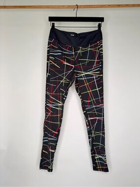 Uniqlo Black Leggings with Multicolor Line Pattern Size L